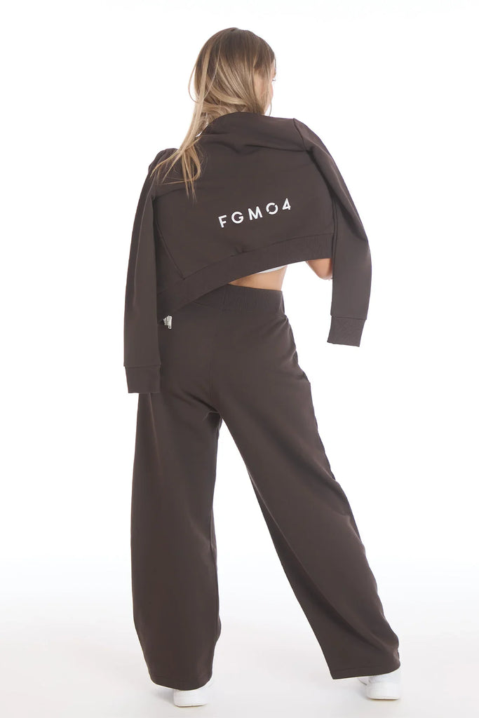 Sportinis kostiumelis moterims sokolado spalvos