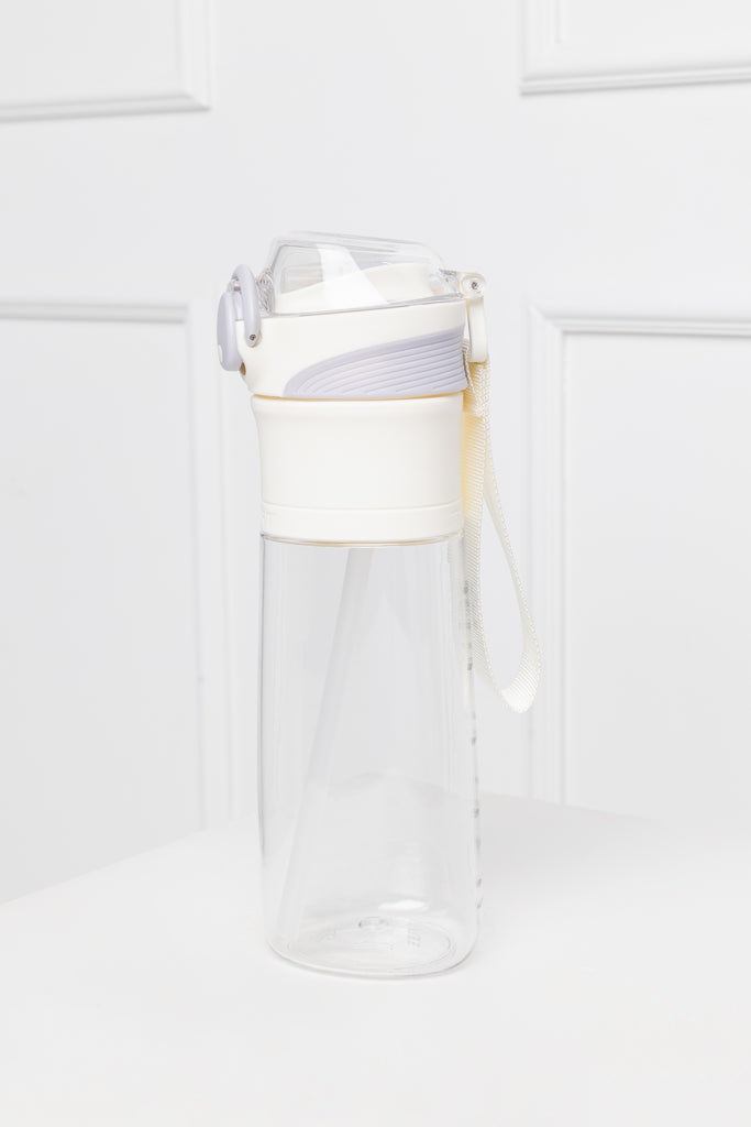 Vandens gertuvė sportui balta