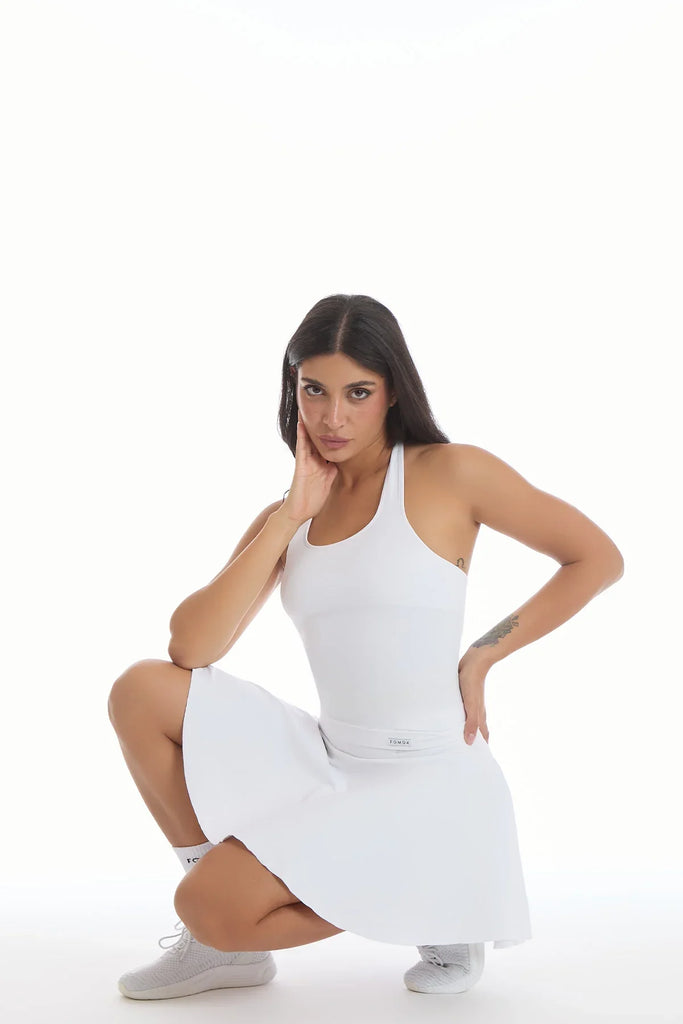 Teniso kostiumelis baltas